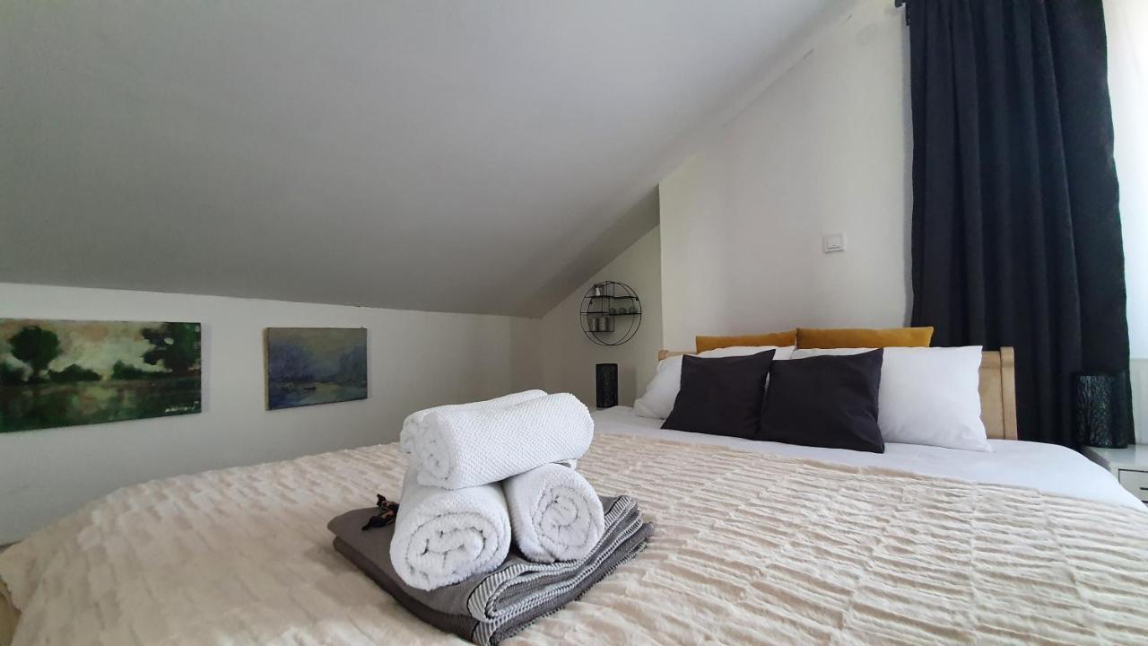 Villa Mons Aureus Popovac Екстериор снимка