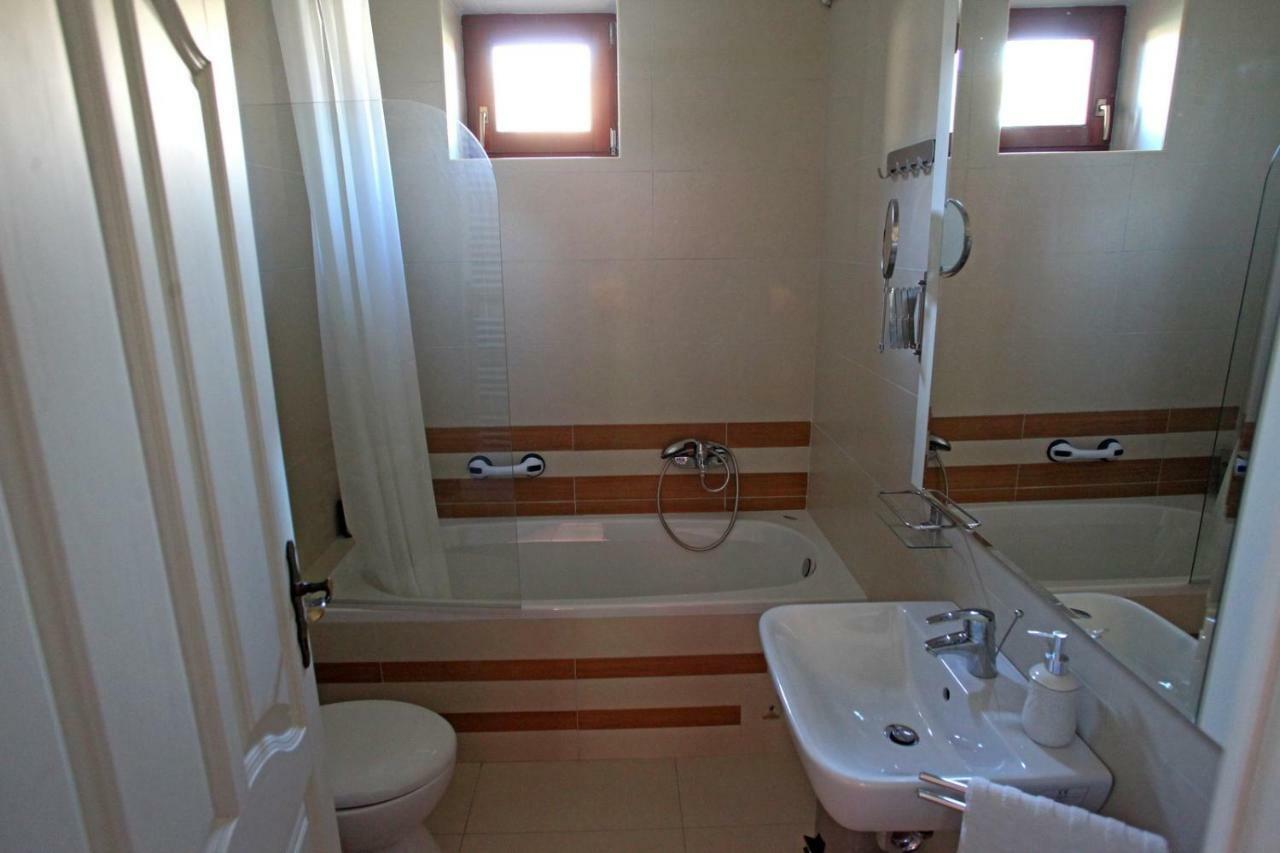 Villa Mons Aureus Popovac Екстериор снимка